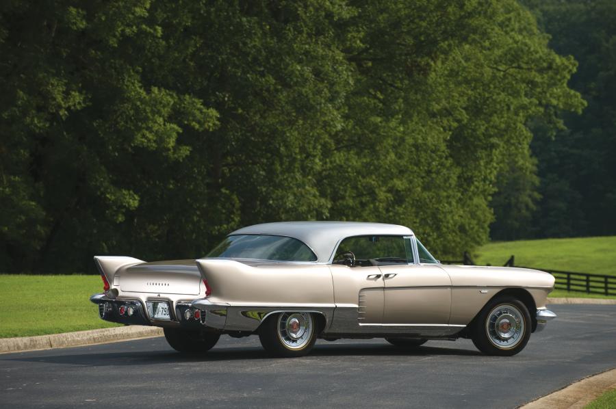  Cadillac Eldorado Brougham 1957 года  (фото 9 из 25)